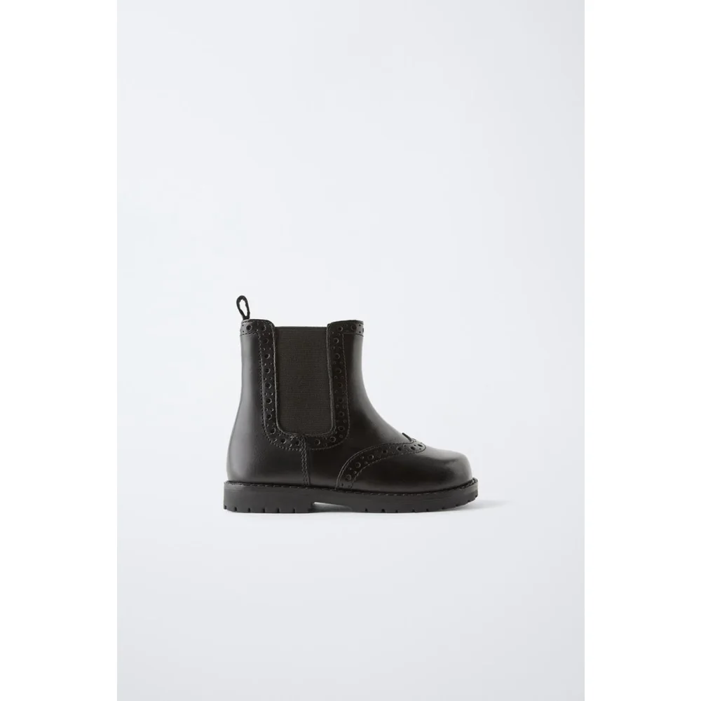 Zara Leather die-cut boots Size 8 US / 24 EU